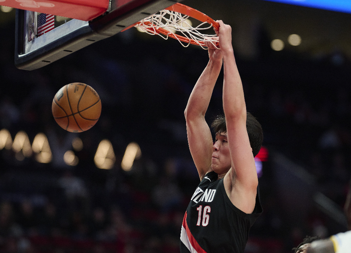 IM电竞-杨瀚森回国专访：不满新秀赛季，NBA简洁高效，抓紧调状态尽份力|国家队|波特兰开拓者队|杨翰森|篮球|世预赛_新浪体育_新浪新闻
